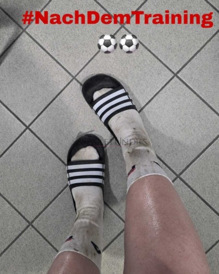 90 Min. Hardcore-Training: Intensiv verschwitzte Fußball-Tennissocken frisch vom Platz! ⚽🧦💦