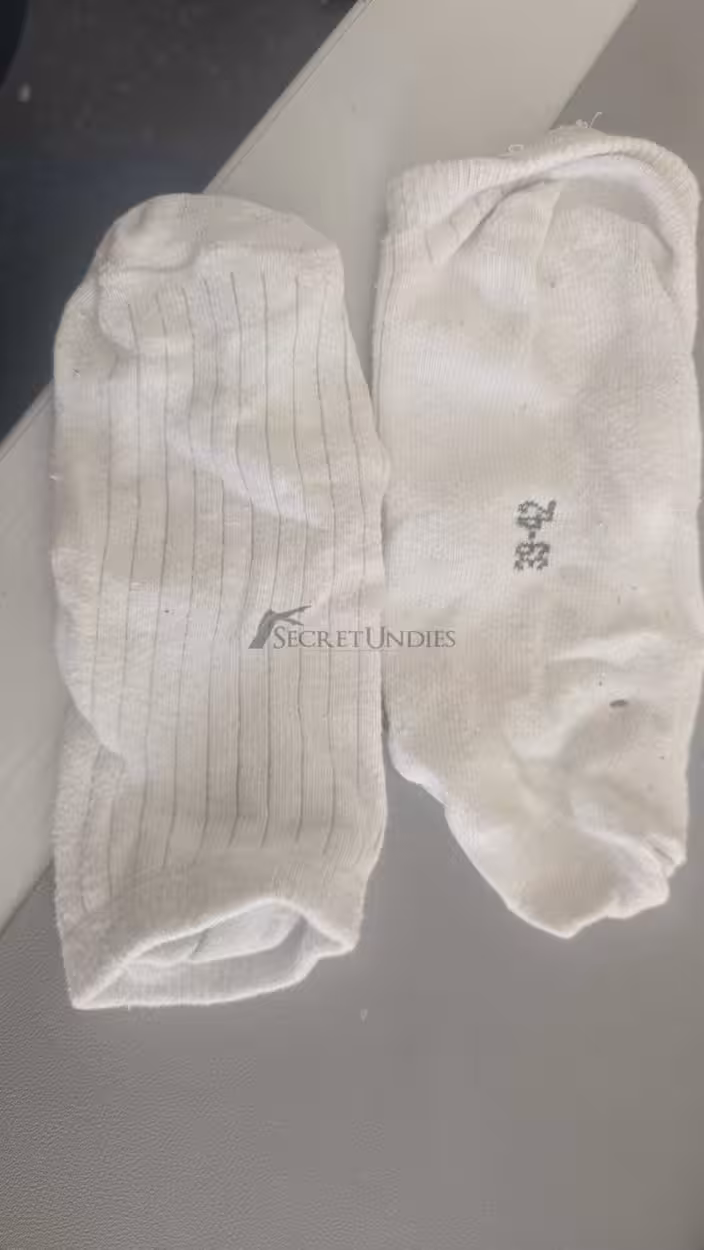 Getragene Sneakersocken – 1 Tag getragen 👣 – Bild 2