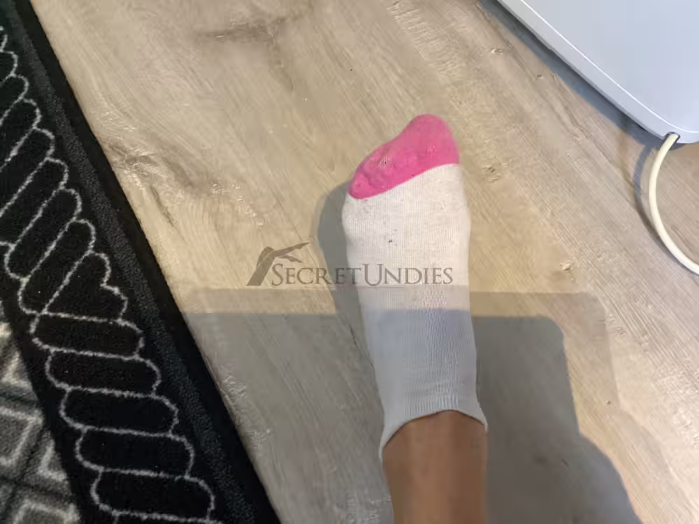 Süße Sneakersocken, 24 Stunden getragen 🧦 – Bild 2